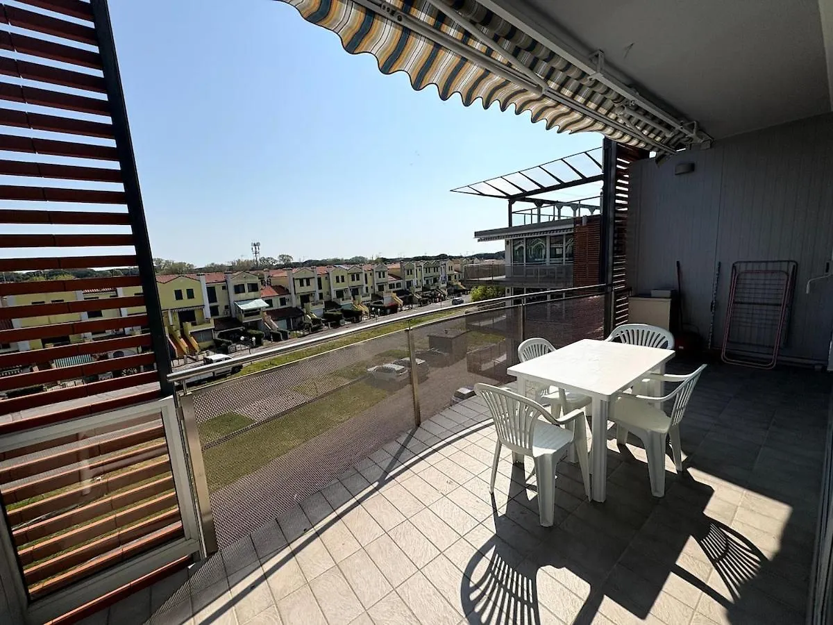 Residence Mimose, Vista & Comfort Vicino Al Mare Eraclea Mare Apartment